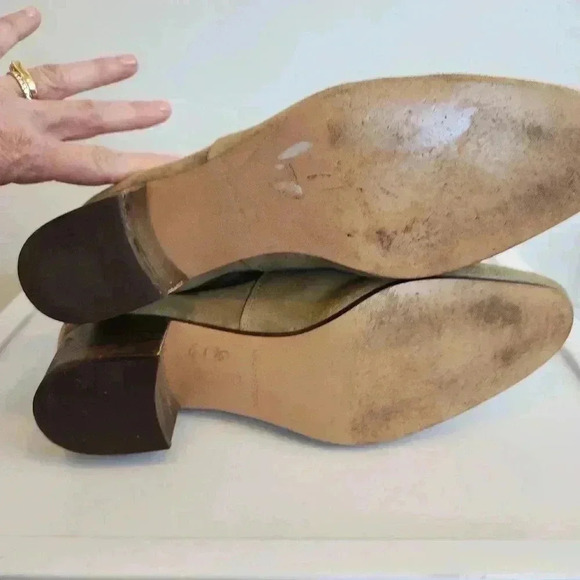 Banana Republic Lydia BootieVintage Olive - Picture 8 of 9